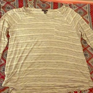 Gap women’s stripped long sleeve shirt